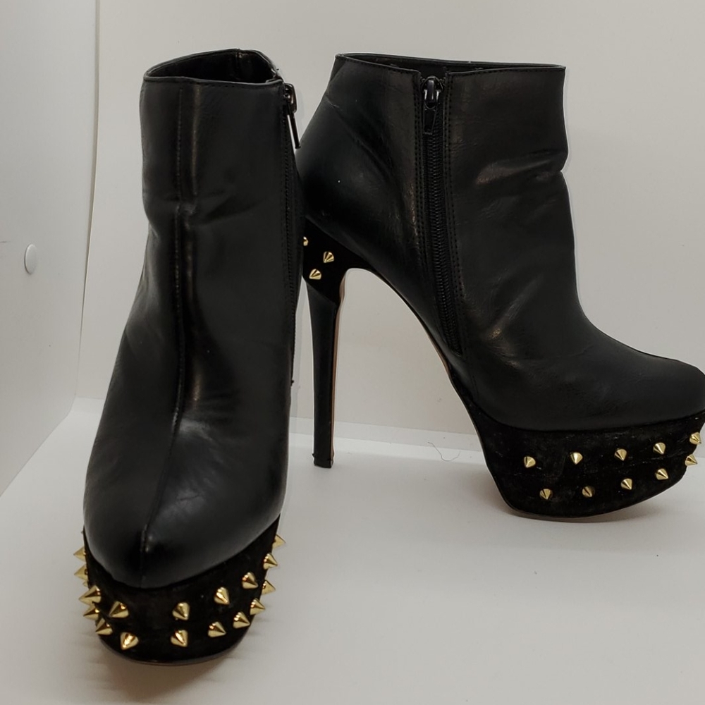 Wild Pair Allie WP Studded Platform Bootie
